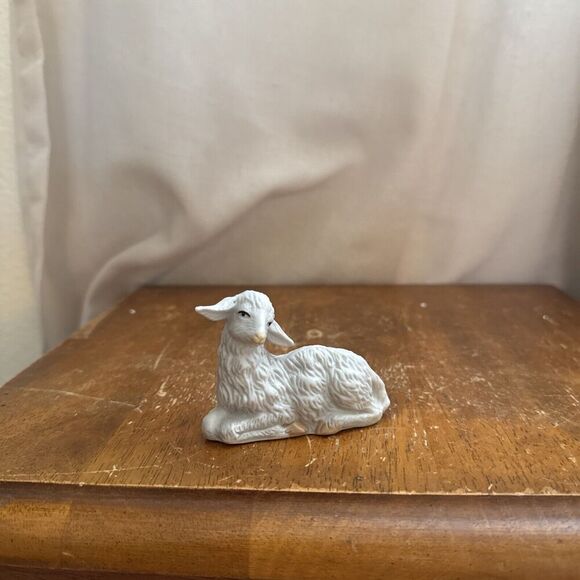 Kirkland Nativity 75177 Replacement Lamb Sheep Christmas Figure Animal - Picture 2 of 10